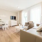 Min Huesung Apartment